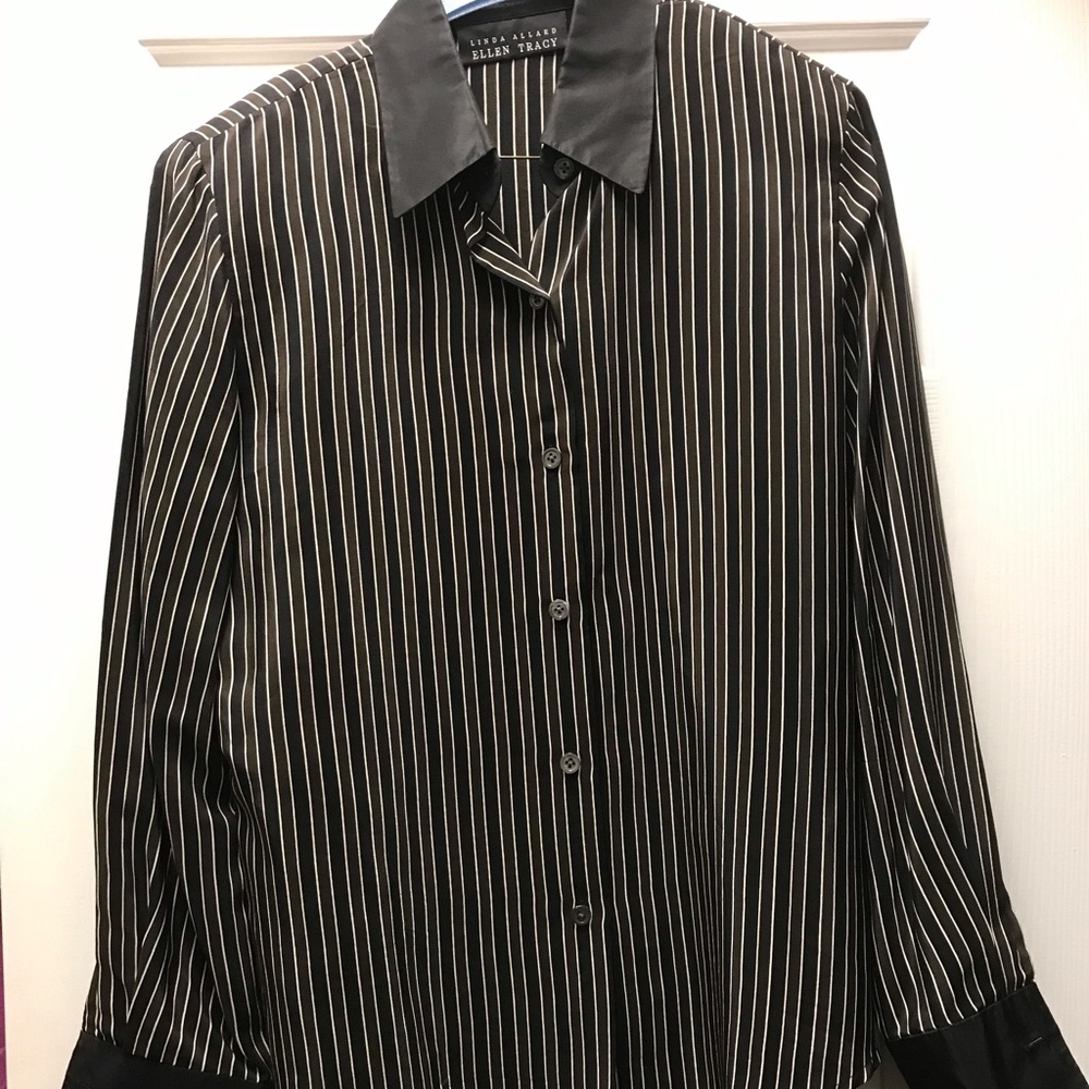 Linda Ellen Tracy silk blouse 👚